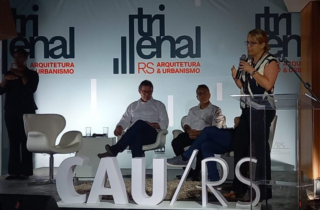 FNA participa da Trienal de Arquitetura debatendo a presença dos arquitetos na saúde pública e o uso de softwares livres